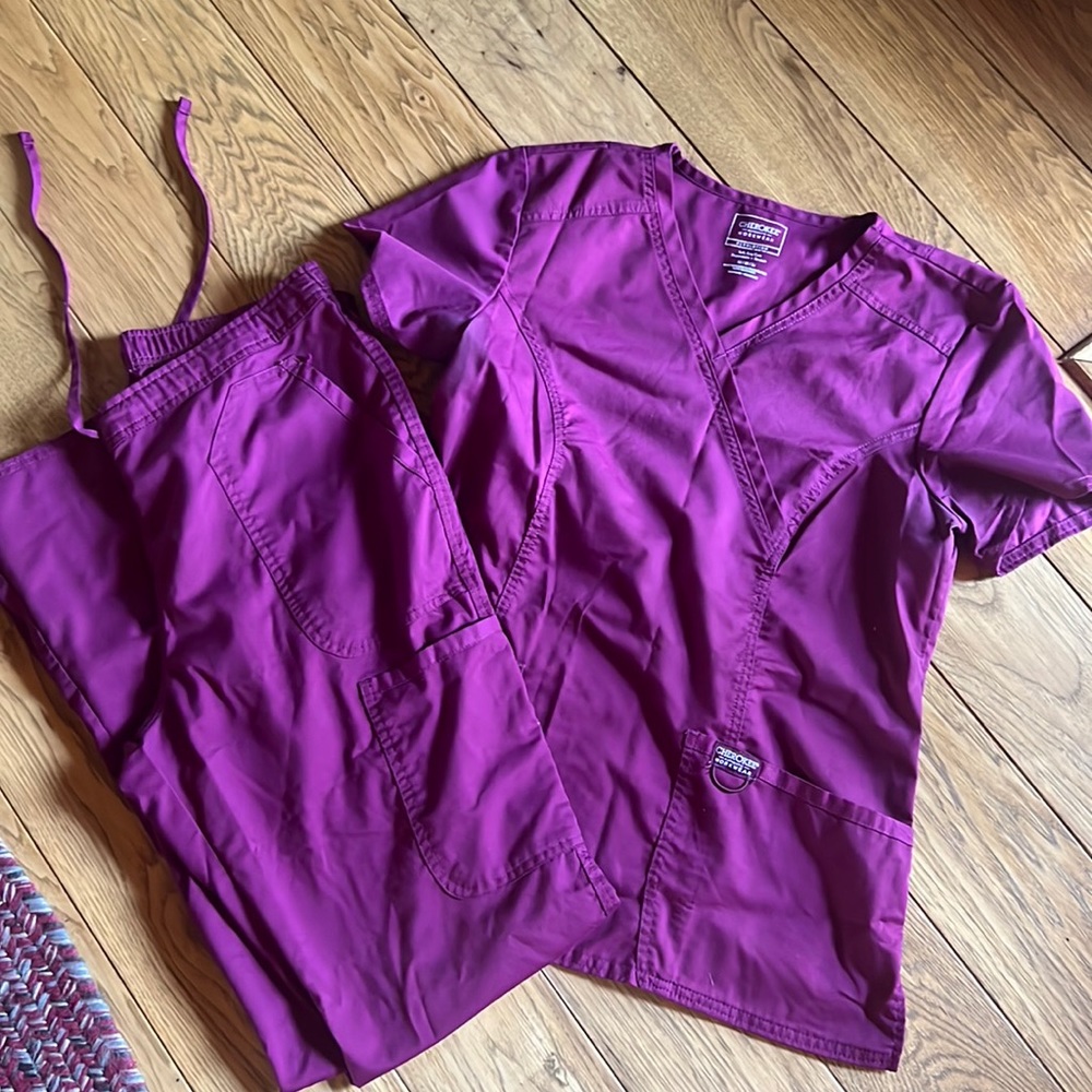 Women’s Cherokee Scrubs